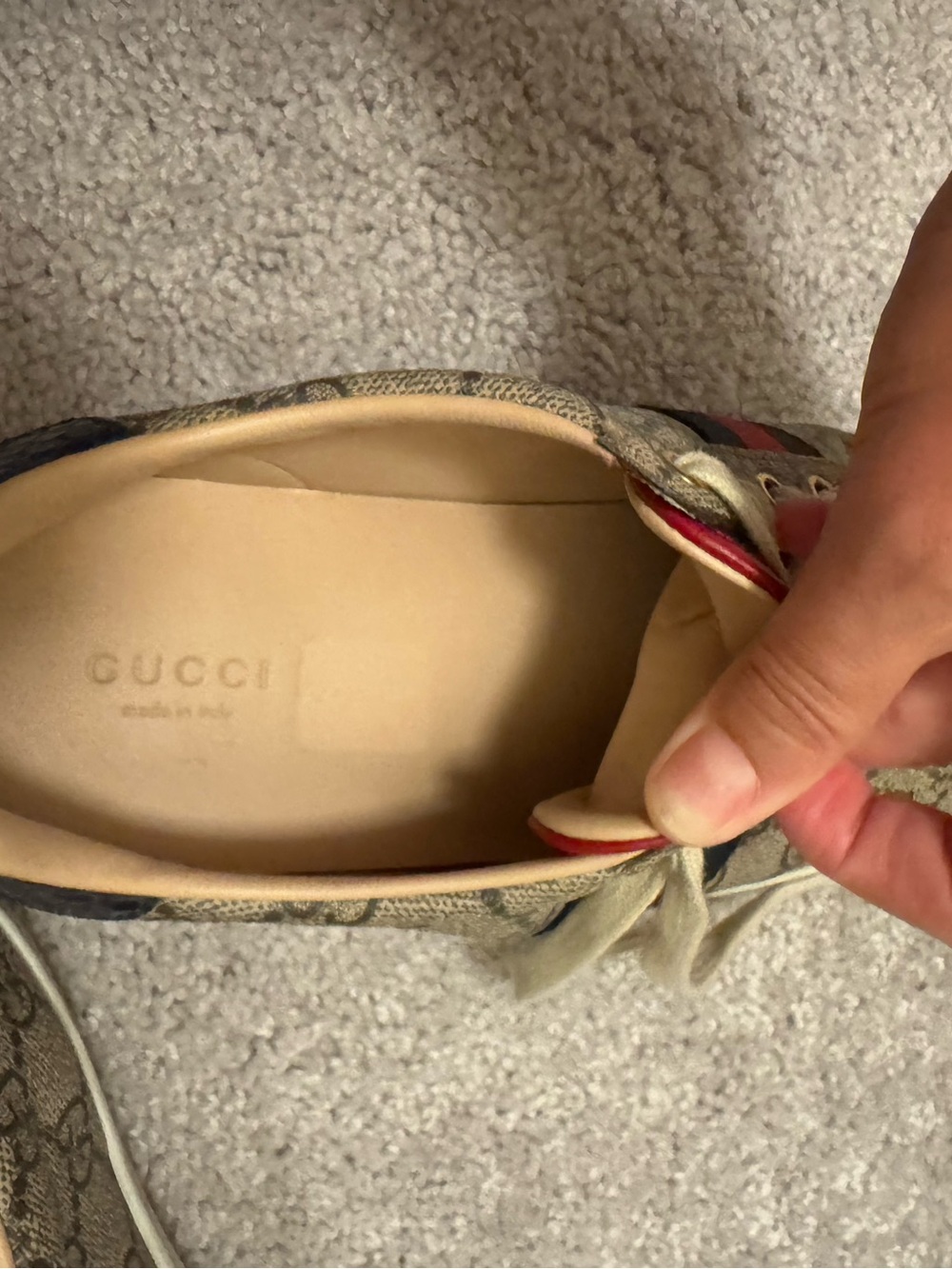 Women’s Gucci ace gg supreme sneaker size 38 1/2 barely worn - Picture 8 of 8